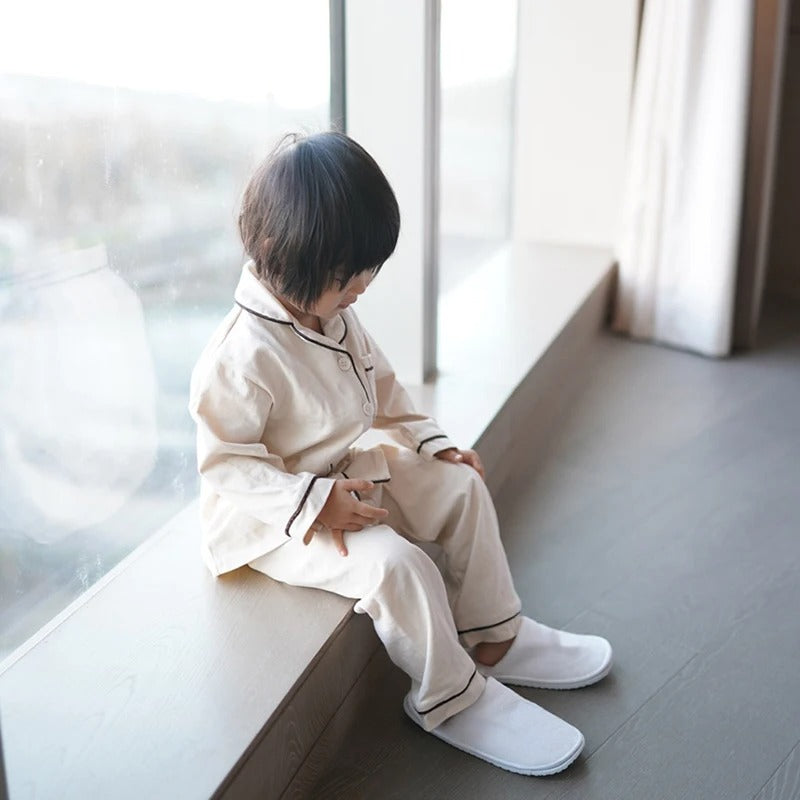 CozyNest – 2-Piece Baby Button Pajama Set