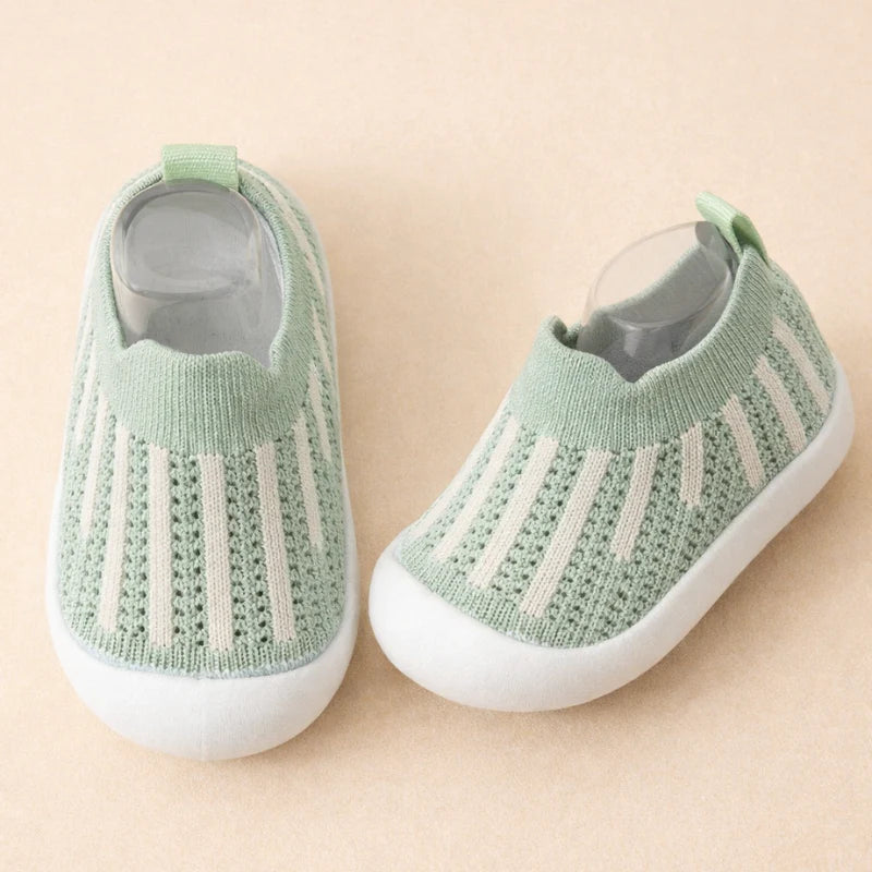 HappyFeet – Kids Breathable Non-Slip Sneakers