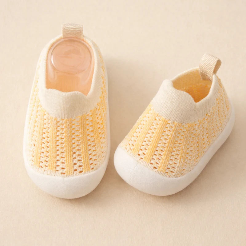 HappyFeet – Kids Breathable Non-Slip Sneakers