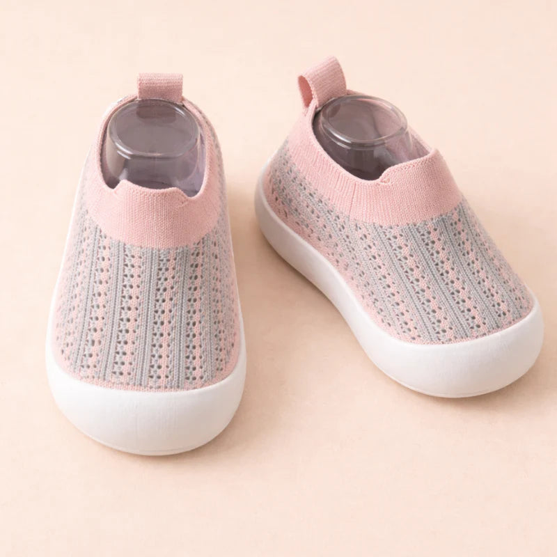 HappyFeet – Kids Breathable Non-Slip Sneakers