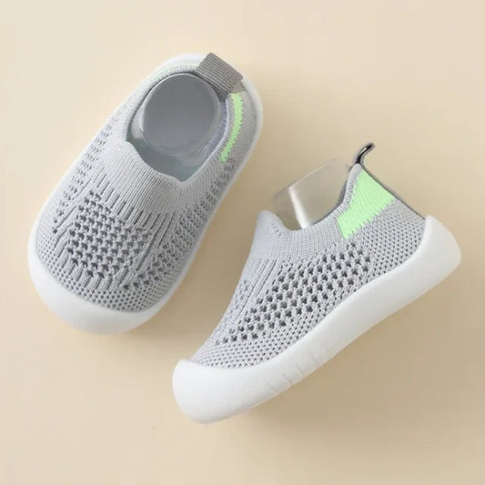 HappyFeet – Kids Breathable Non-Slip Sneakers