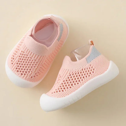 HappyFeet – Kids Breathable Non-Slip Sneakers