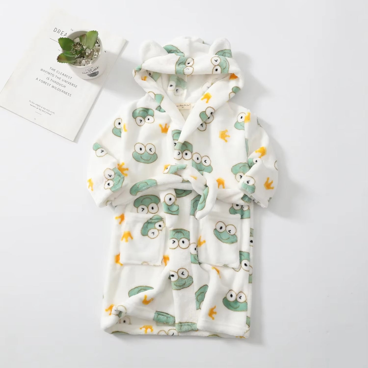 PandaSnuggle – Kids Panda Hooded Bathrobe